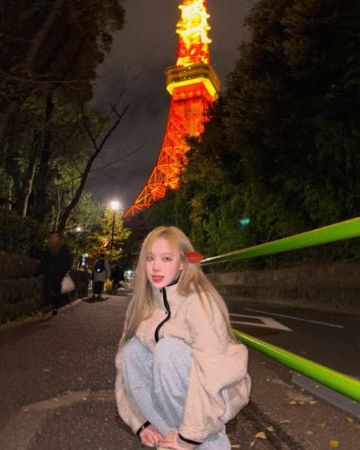 aespa・ウィンターのメリークリスマスは『東京タワー×ガードレール』で⁉エモカワショットにファン歓喜！