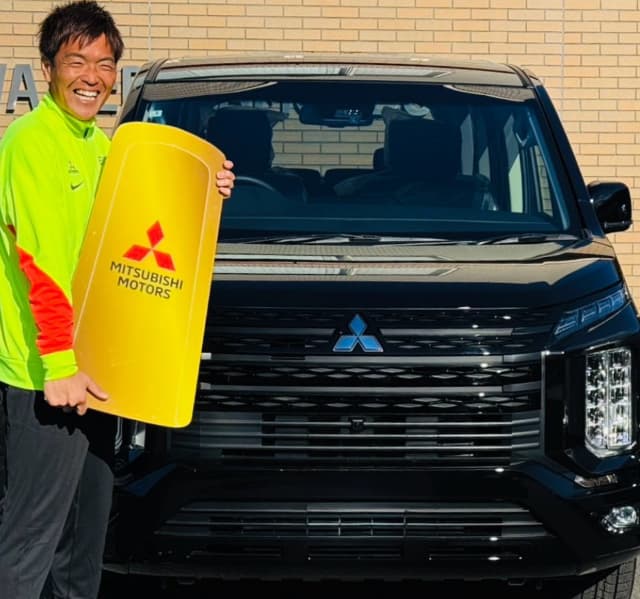 元サッカー日本代表GKの西川周作、愛車購入に「カスタムとかもして楽しみたい」と笑顔