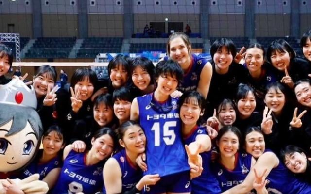 女子バレー・クインシーズ刈谷の長野有紗、豊田大会での熱い応援に感謝！「残り8試合もパワーをください！」