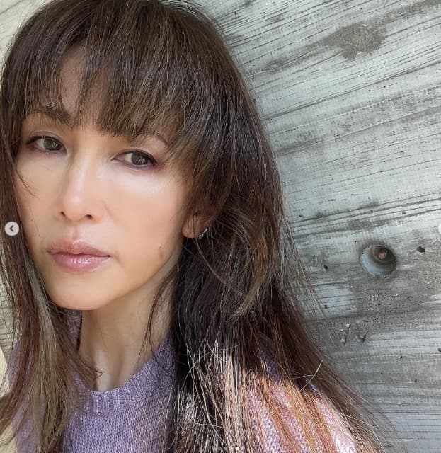 工藤静香が絶賛！限定発売される化粧用品とは