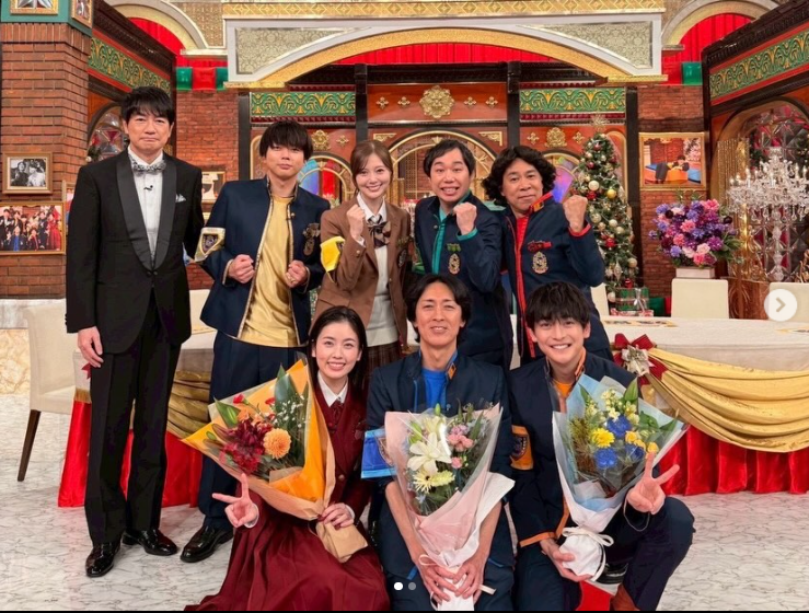 小芝風花が『ゴチになります！』卒業を報告　メンバーとの豪華集合ショットを公開