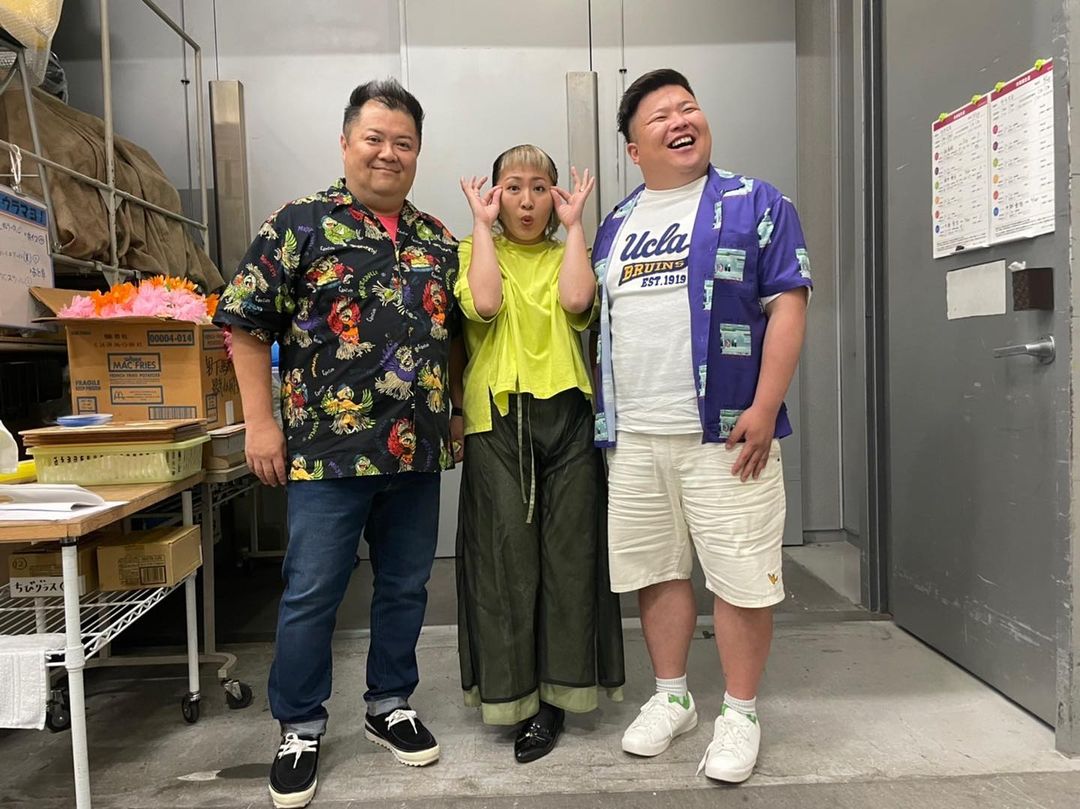 丸山桂里奈さんがブラマヨ・小杉さんたちと3S📸「肉汁餃子の肉の気持ちです。」