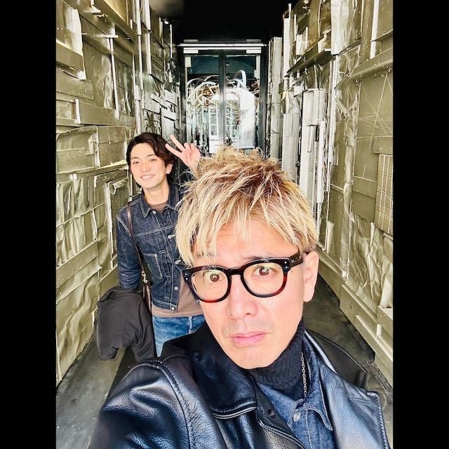 木村拓哉 “イケメンアイドル”とのツーショットが話題に