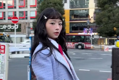 「普通に電車乗ってる」韓国アイドル、日本での撮影風景を公開