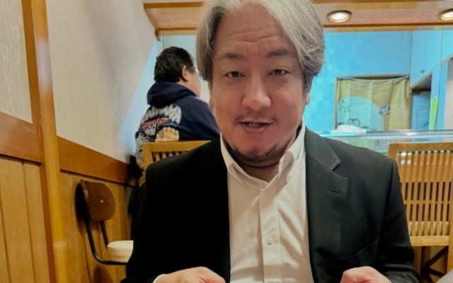 はなわがマネージャーとミーティングしながら美味しいお寿司を堪能！