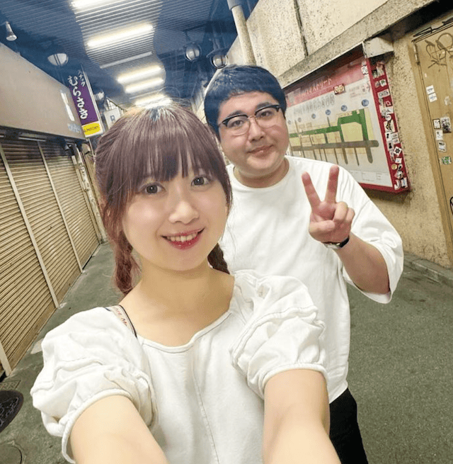 マヂカルラブリー村上　結婚2周年に幸せな夫婦ツーショットを公開