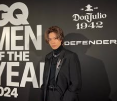 神宮寺勇太、ベスト・ミュージックグループ賞受賞 茶髪スタイルにファン熱狂