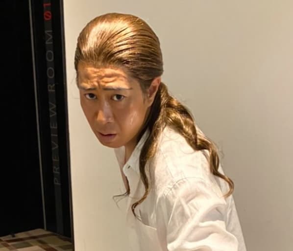 「めっちゃ似てますね！」パンサー尾形、3月6日にちなんだあの人のモノマネを披露