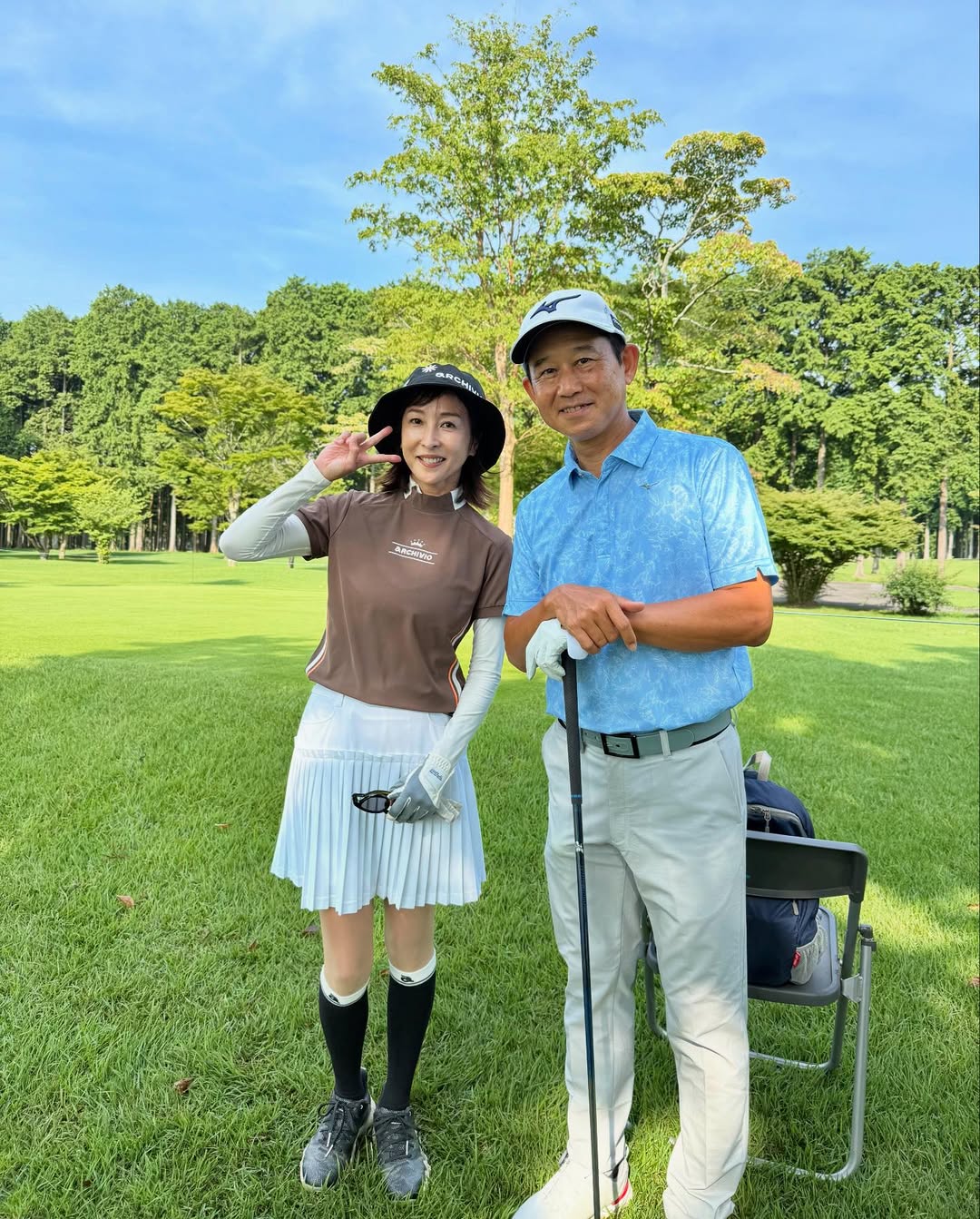 「的確なアドバイスをして頂き目から鱗でしたー！」タレント・かとうれいこ、桑原克典プロとツーショット！