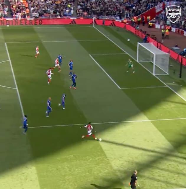 アーセナル レスター戦のハイライト動画を公開！