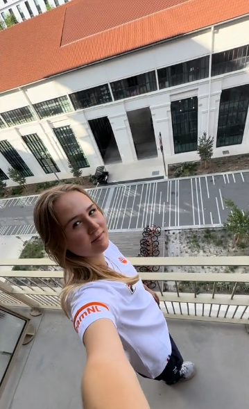 スケートボード選手がオリンピックの様子を公開