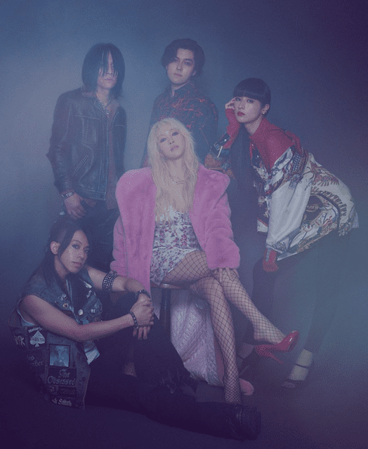 夢は武道館! あの“ドラマー兼女優”が手がけたバンド「BONE DAWN」が始動‼︎