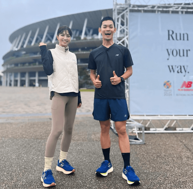 安田美沙子、東京レガシーハーフマラソンの取材に”走るMC・岡田拓海”と参加し2Sを披露！