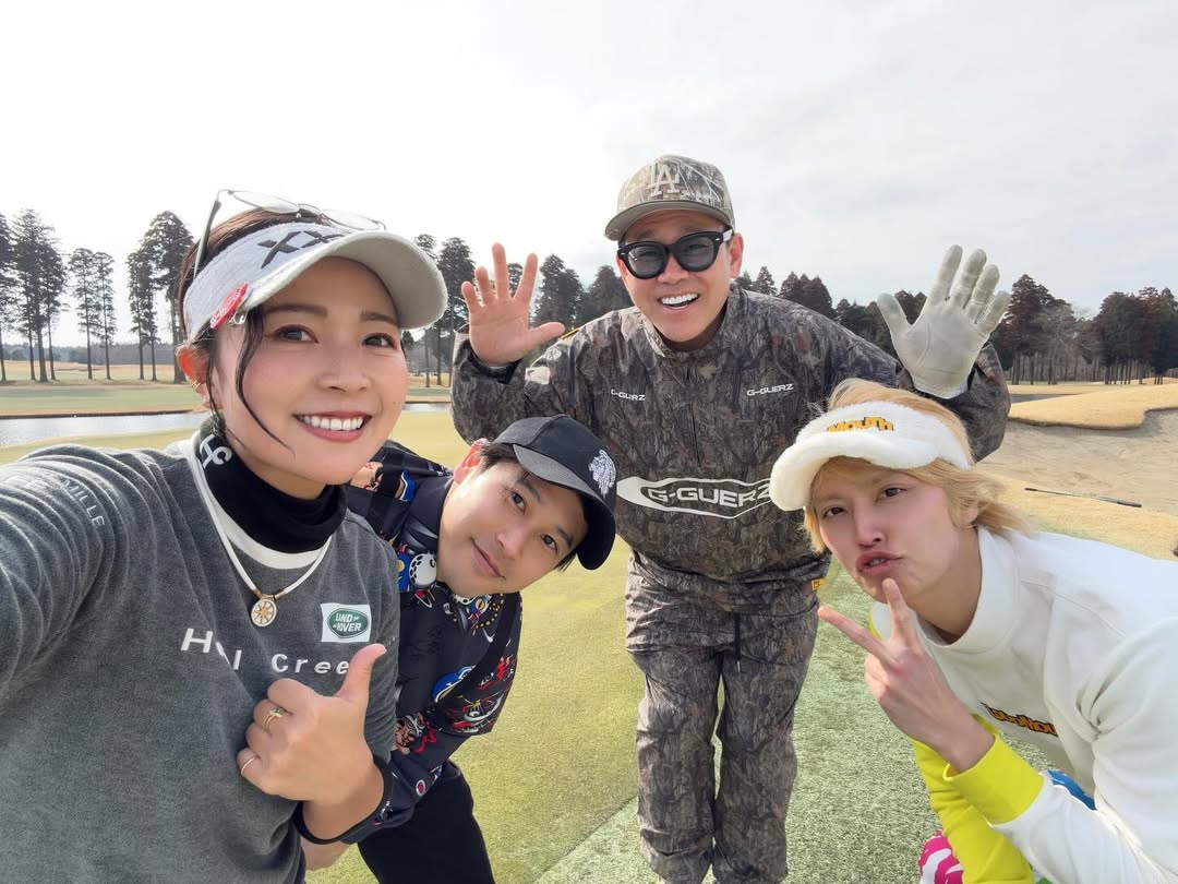 「豪華すぎるゴルフ会！」宮川大輔、内田篤人＆手越祐也＆青木瀬令奈プロとの4ショットに反響