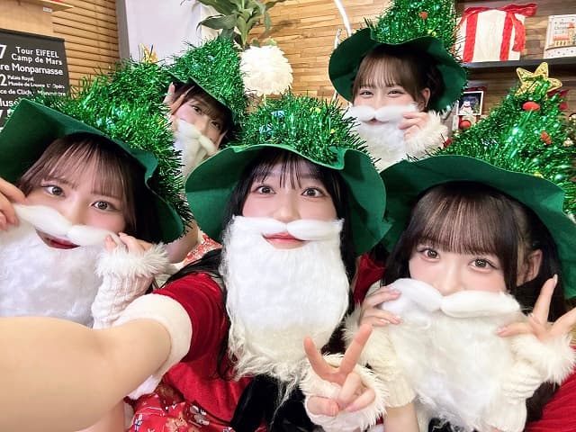 「ヒゲ似合いすぎw」イコラブ 野口衣織の”ヒゲサンタ姿”にファンから絶賛の嵐！