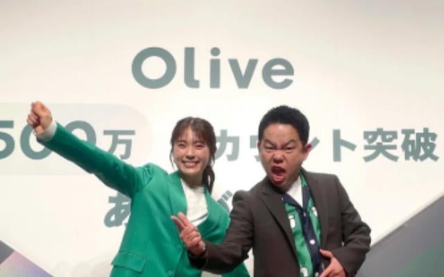 「だーいすきなあっちゃんと」渋谷凪咲、名コンビの仲良しトーク炸裂！