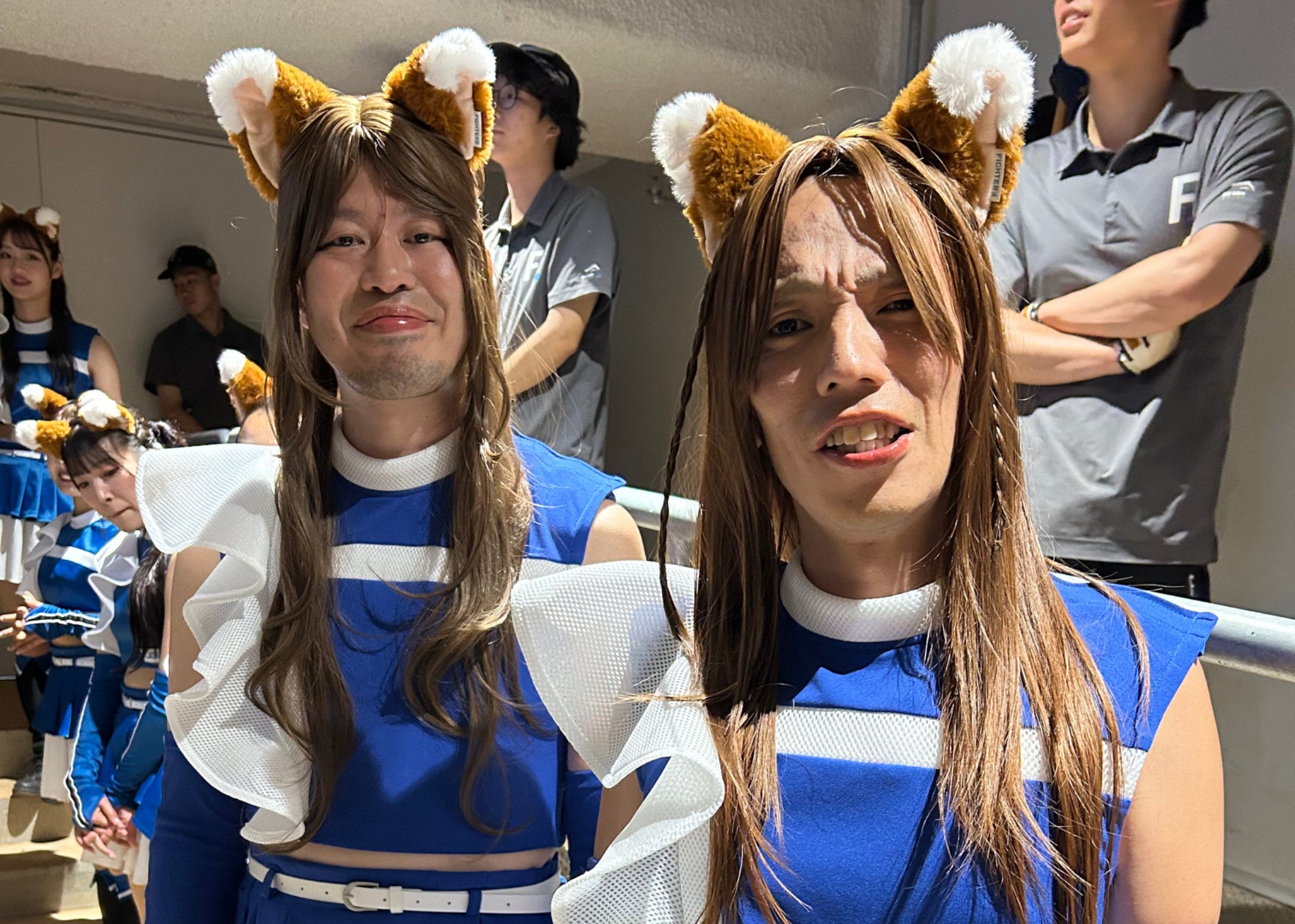 金属バット、“きつねダンス姿”で日ハム戦に登場　現地からライブも告知