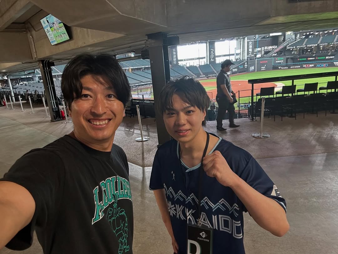 「解説も上手かった！」元プロ野球選手・新垣勇人、若き実況クリエイターのあの人にバッタリ！