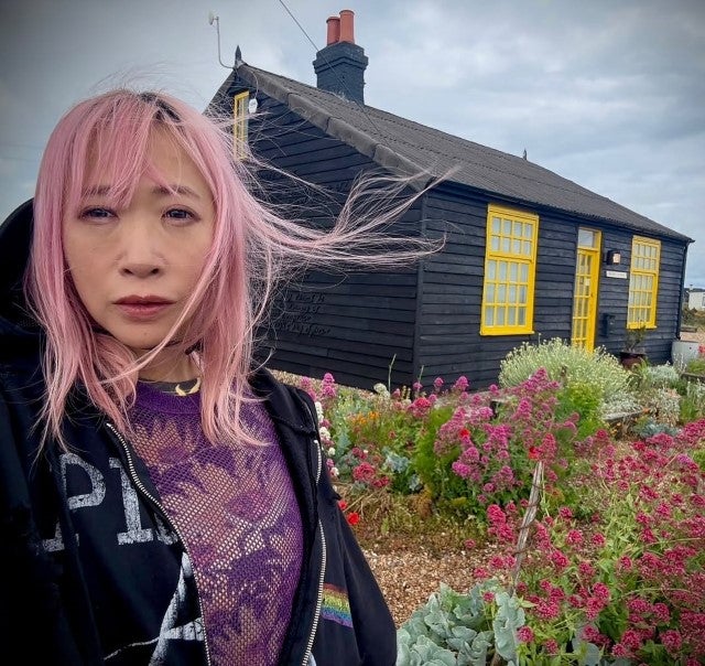 蜷川実花、デレク・ジャーマンの庭で感じた“生の余韻”。空間に宿る命と向き合う