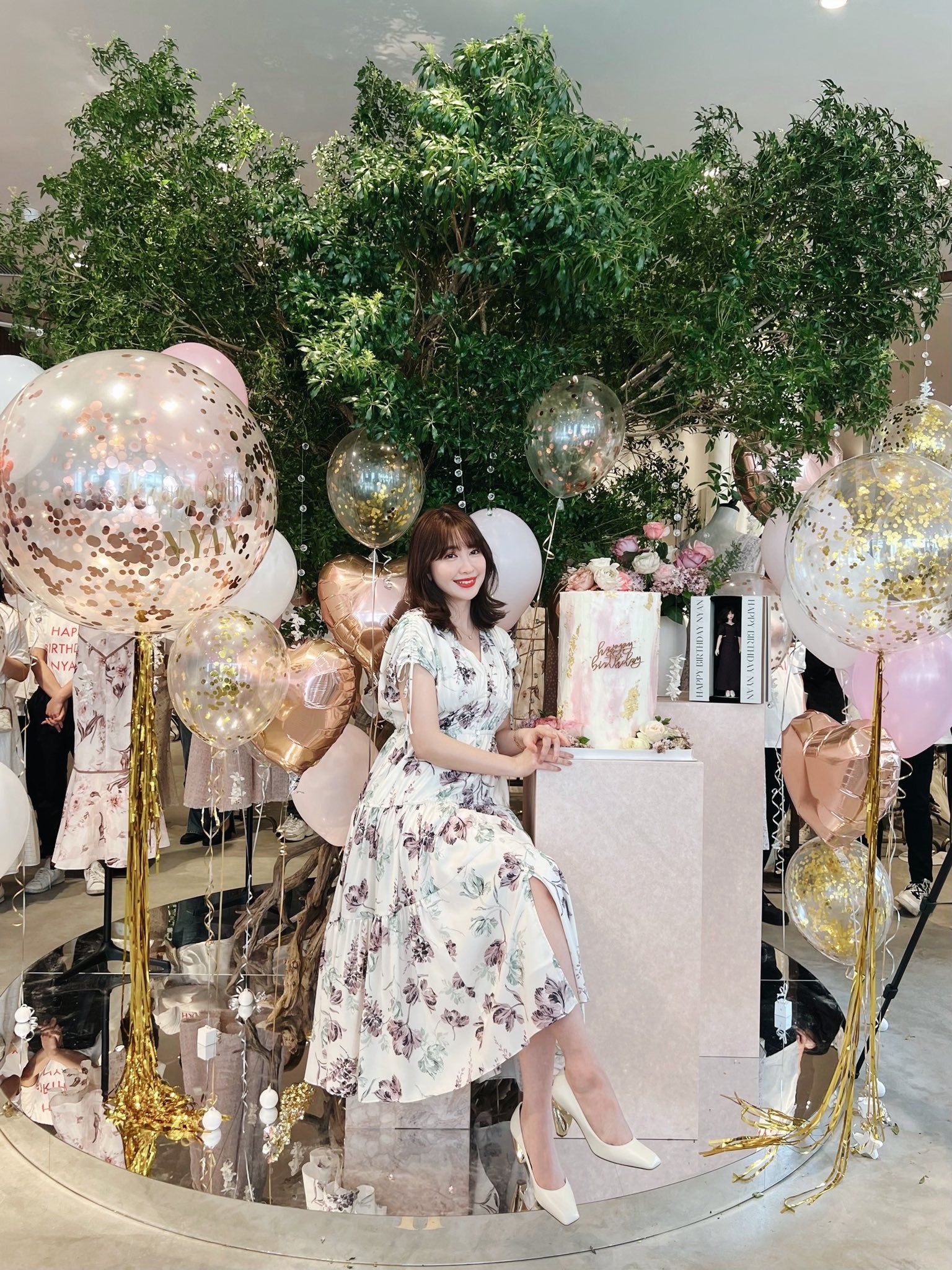 小嶋陽菜さん、誕生日サプライズに「幸せです🥺」祝福殺到🎉