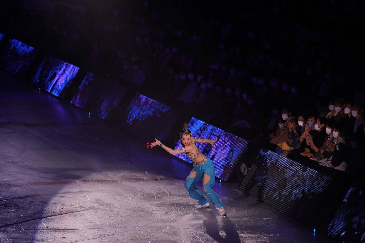 浅田真央が公演の様子を公開⛸💖エキゾチックな衣装にファン注目👗✨