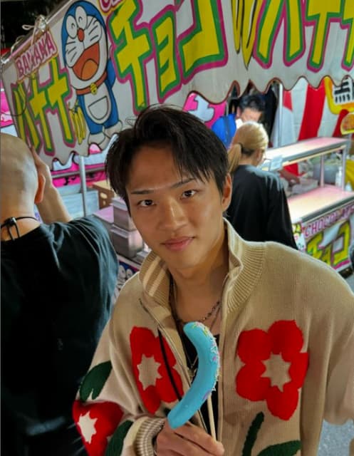 イケメンキックボクサー笠原友希がお祭りで変な色の〇〇ゲット⁉
