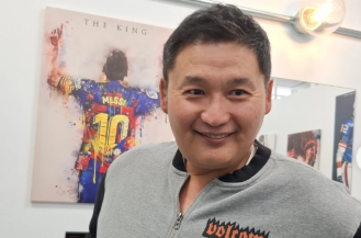 貴乃花、さっぱりイメチェン！髭剃り＆散髪ショットにファン歓喜