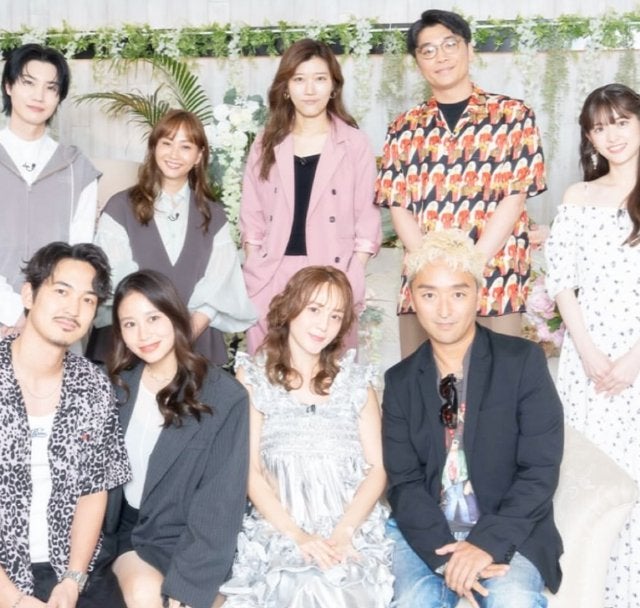 「姿勢が素敵」ヒコロヒー、ABEMA恋愛番組でのMC姿に称賛の声「地上波でも見たい」