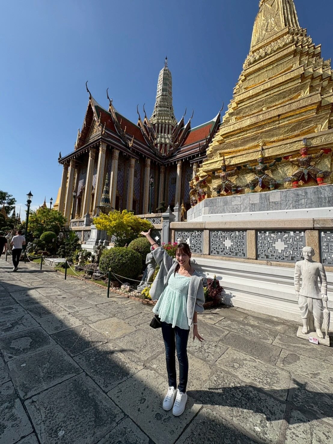 ももクロ・高城れに、タイ王宮を訪問 「学びが沢山あった旅」