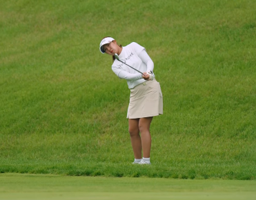 ゴルフ美しすぎる光景！雨の函館でニトリグリーンが放つ“幻想的な輝き”とは？