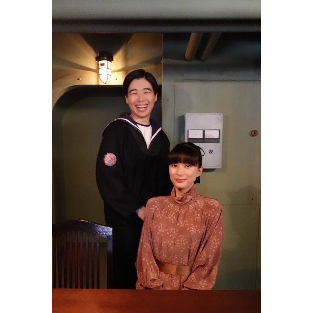 芳根京子「来世での先輩」「来世で同じ職場になる人達」との共演に笑顔の写真投稿