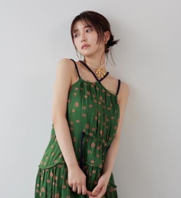 女優 長濱ねる 1枚の写真をアップ！美しすぎる1枚！