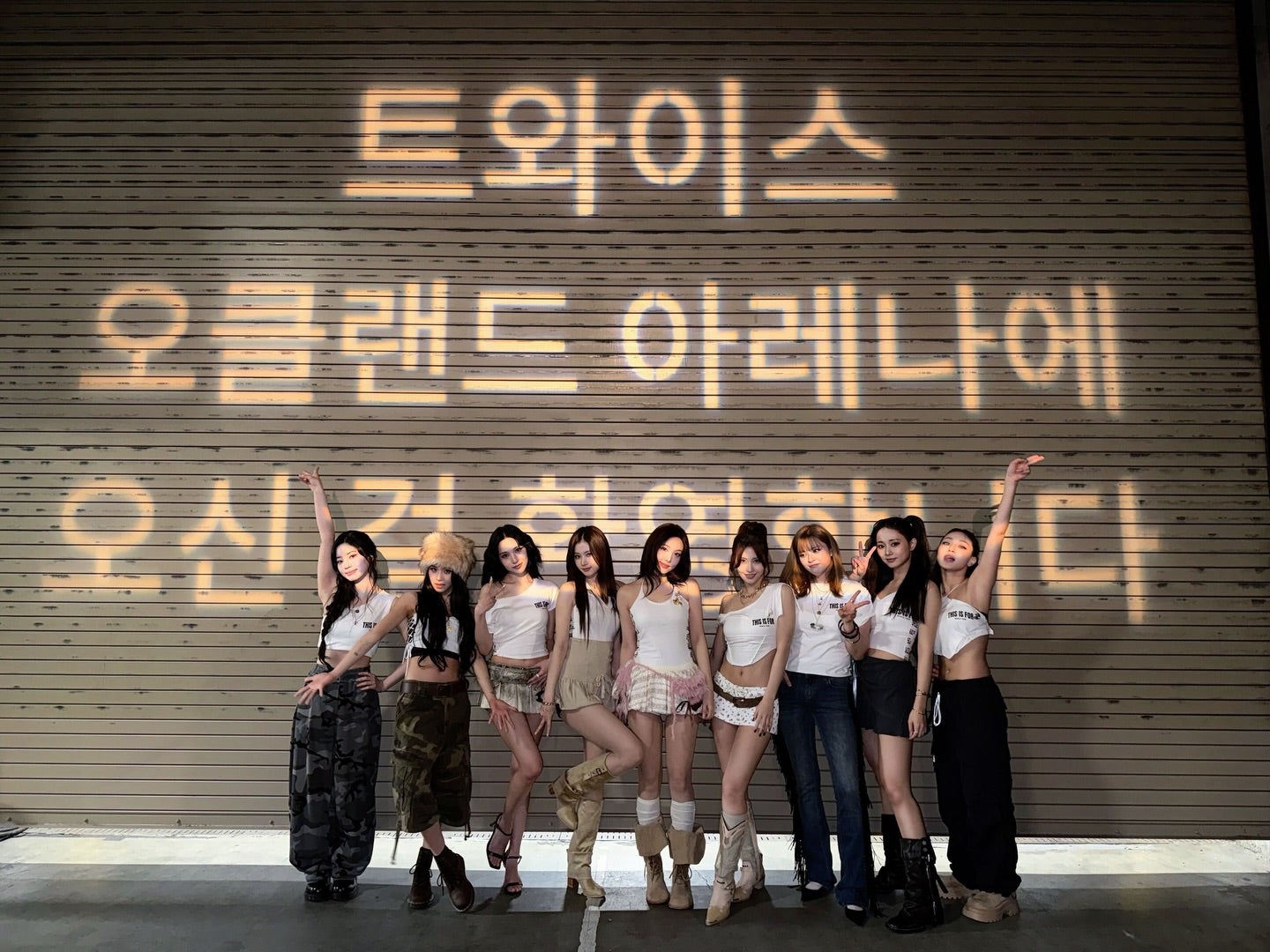 「最高の初日！」TWICE、ワールドツアー・オークランド公演初日が終了