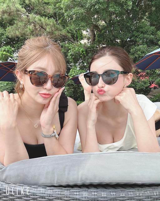 ダレノガレ明美がプールへ💕「着いて5秒で全身水かけられました！笑」