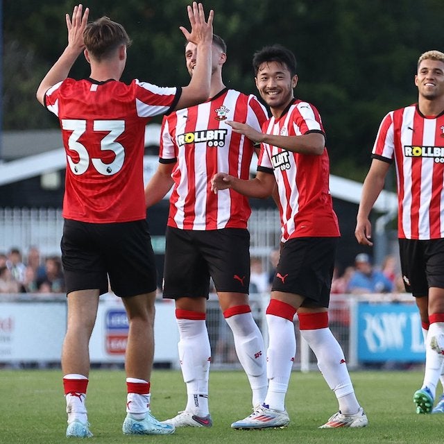 菅原由勢が新天地デビューで圧巻のパフォーマンス！現地ファン大興奮