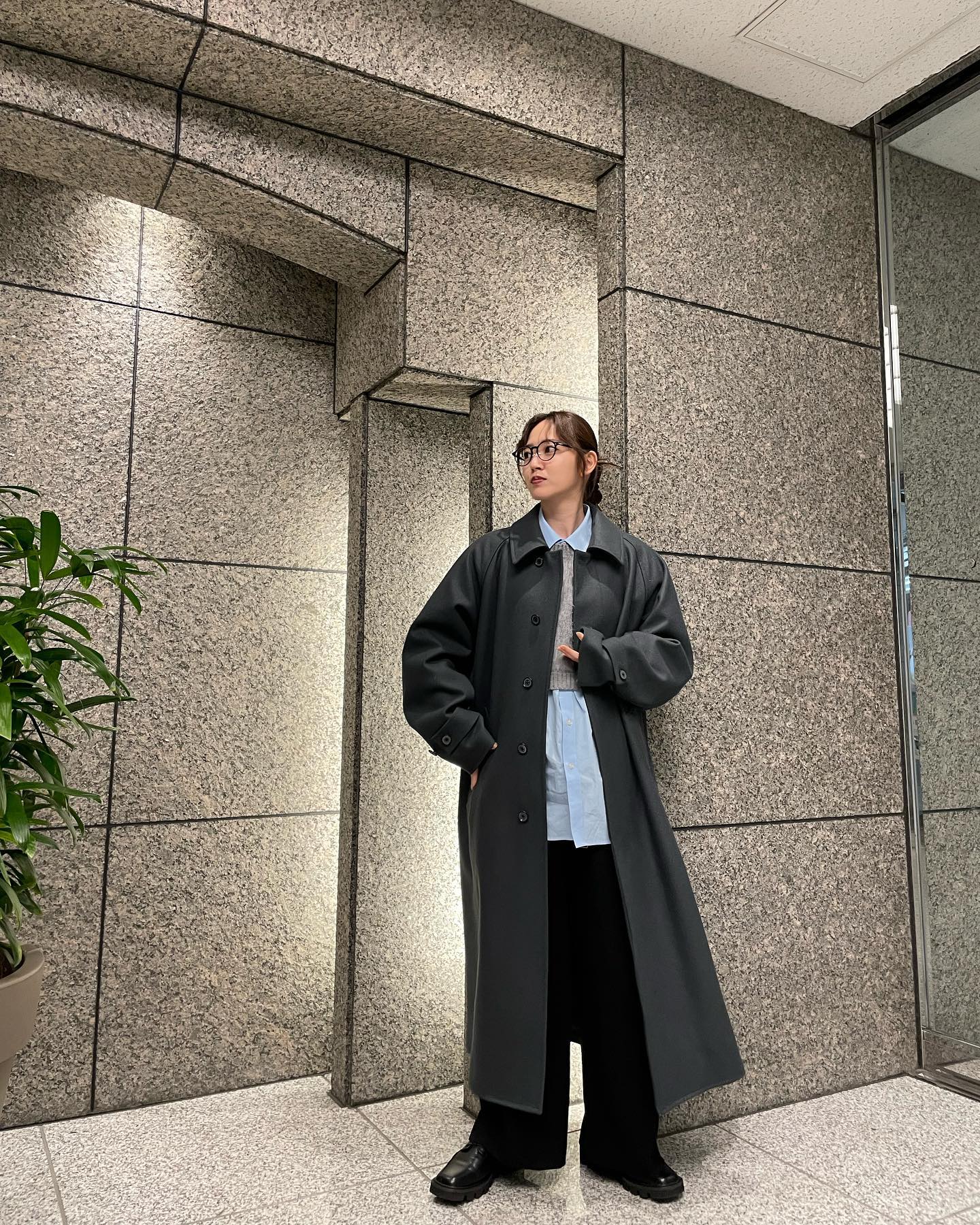 ⚽️田中碧と交際中の鈴木愛理の私服ショットが話題🌟「可愛すぎるしセンスよすぎる💖💖」