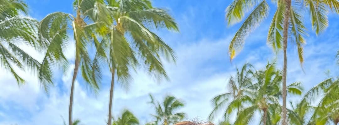 ビキニショット解禁！？ABEMA人気アナが水着姿を公開「セクシー」「ついに見れて感激」と絶賛続々