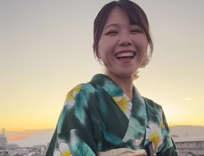 「女優さんかと思いました」美女陸上選手、激レア”浴衣姿で楽しむ・花火ムービー”を披露！連続花火と美のコラボに反響続々