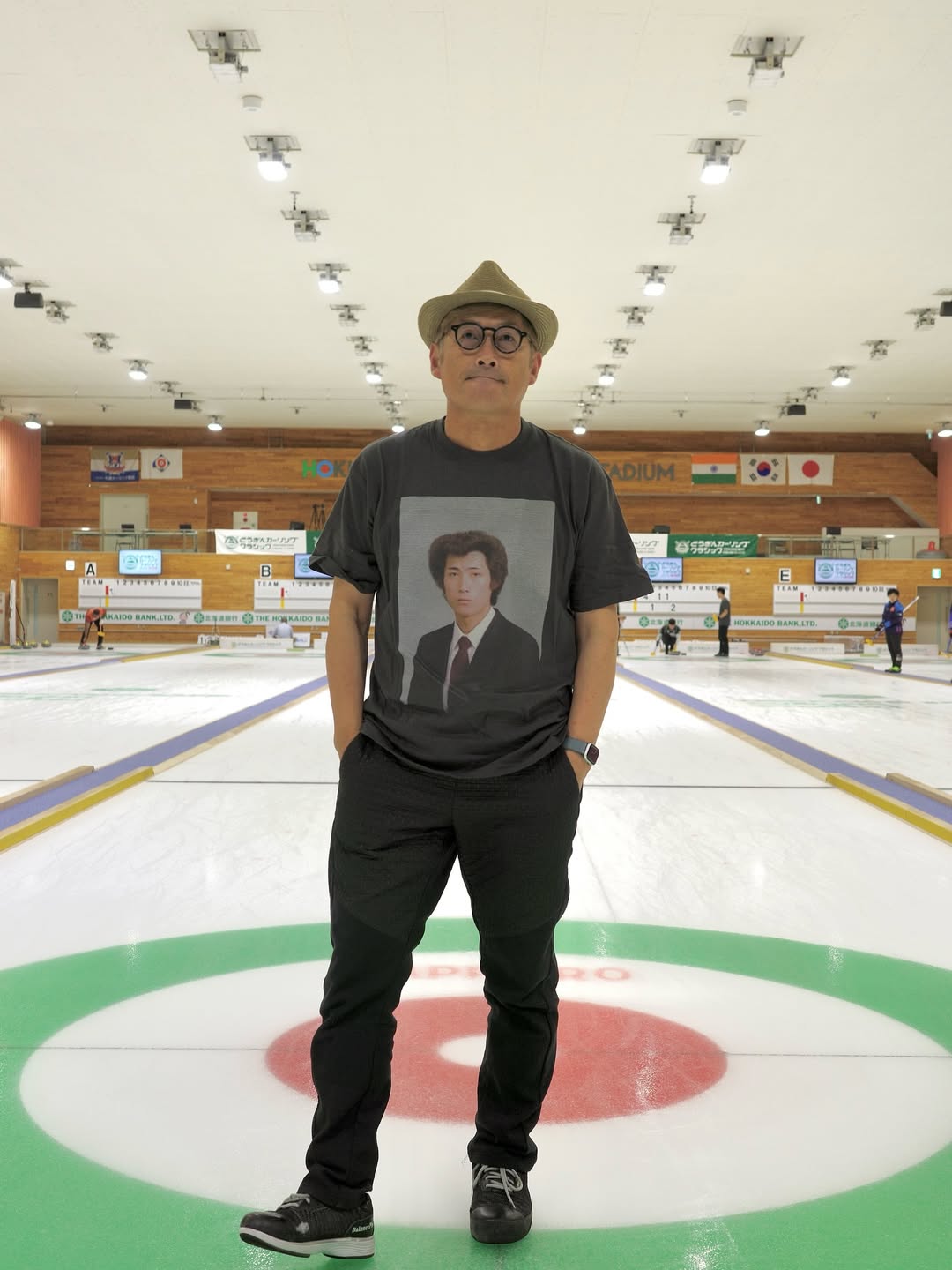 吉田知那美が“成人式の亮二さん”Tシャツをチームにプレゼント！反応は…？