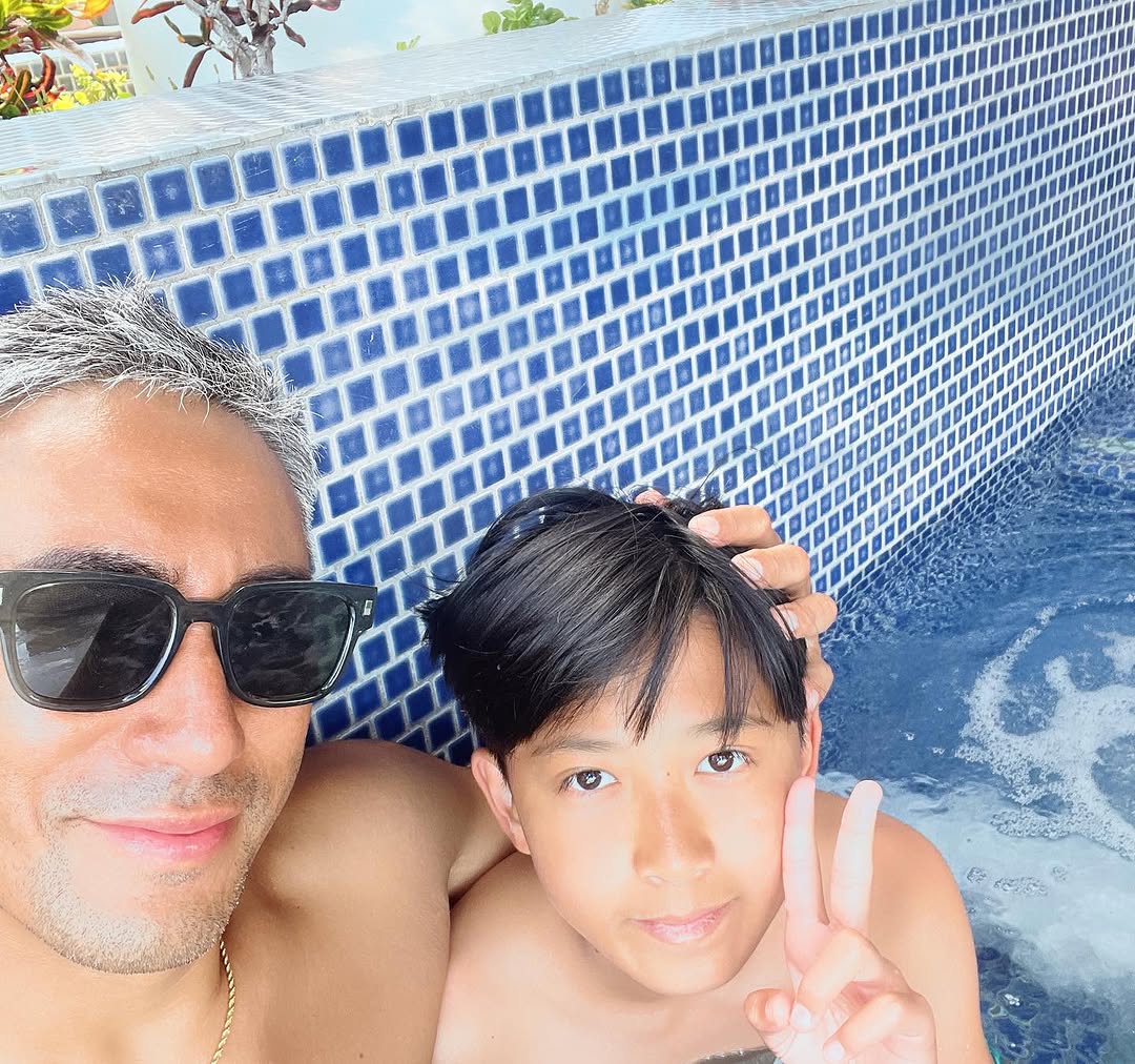 市川團十郎、息子・勸玄くんと仲睦まじいジャグジーショットに反響