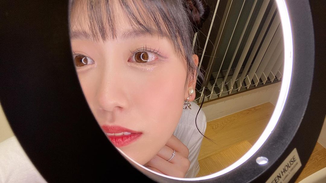 「超可愛くてやば」「ちゅるんちゅるん」あの人気アイドルの最新ショットが可愛すぎると話題に