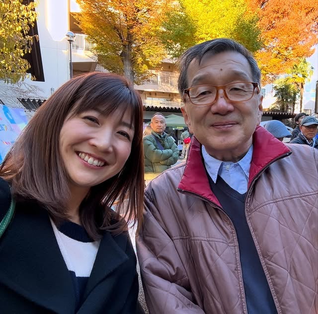 「台風の予報円を開発された方」気象予報士・根本美緒と笑顔で写るのはお天気界の超重鎮⁉