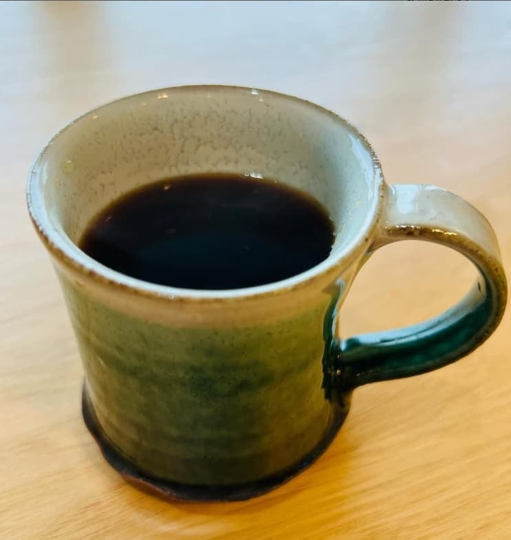 今井翼、マグカップコーヒーに見せる大人の投稿！