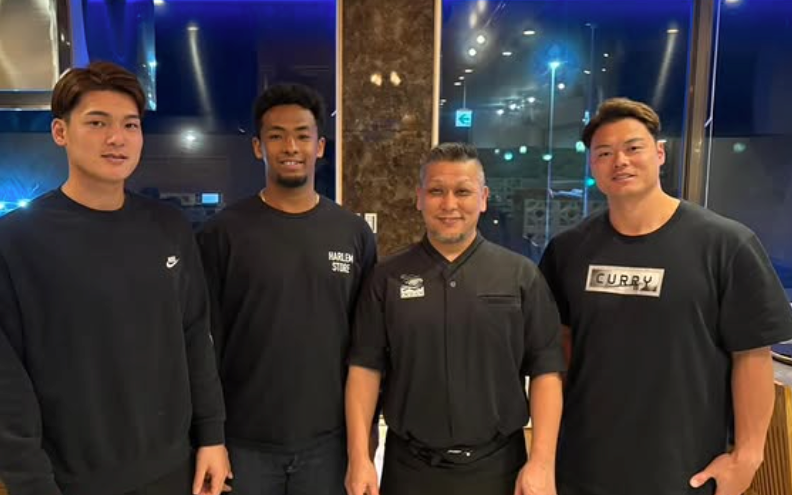 中日・石川昂弥、沖縄でのステーキに「とっても美味しい」