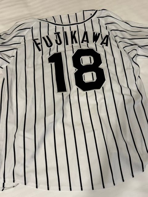 「渋い！笑」NMB48 川上千尋が着ていた阪神ユニの写真を投稿！あの選手名と背番号にファンニヤニヤ!?