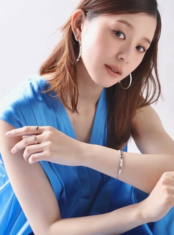 「変わらずゆっくり過ごしてます」朝比奈彩、優雅なひとときを彩る愛用シリーズとは？