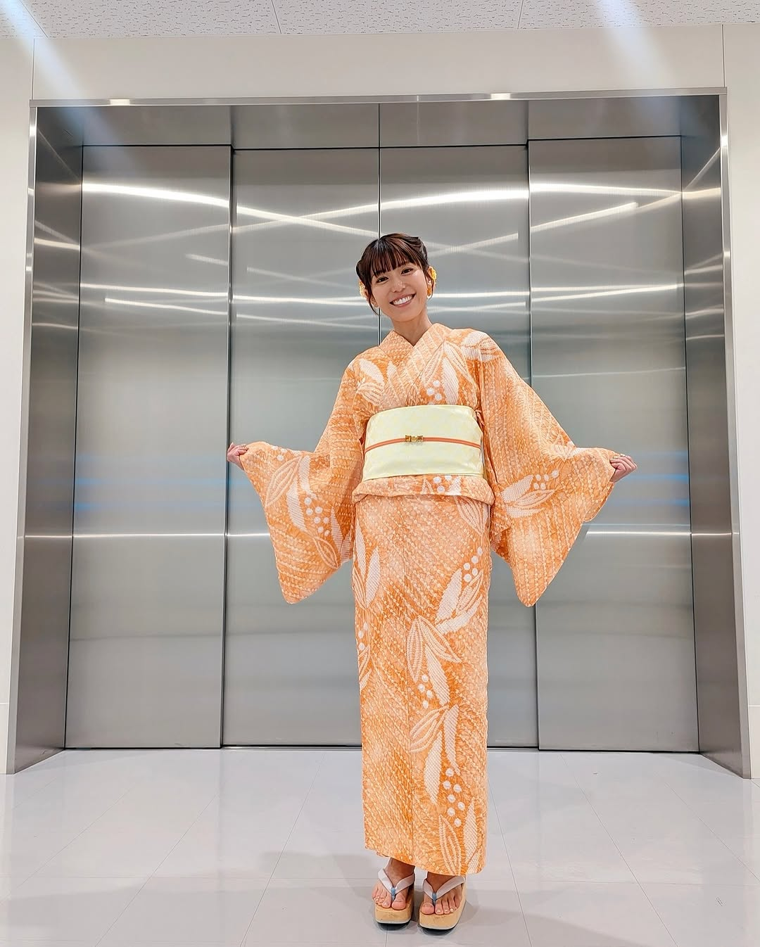 「やや淡めのお色もお似合いなんですね」タレント〇〇の浴衣姿が大人かわいすぎて話題