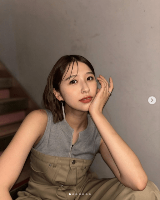 「カッコ可愛い」玉井詩織の「階段」ショットにファン注目