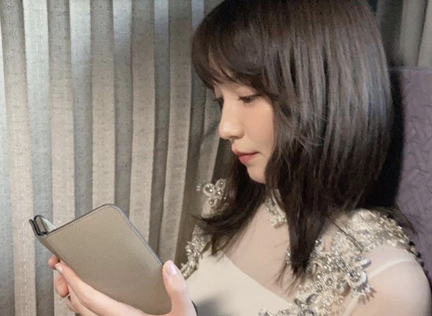 吉岡里帆、最新ショットは「文学少女」出演映画とは正反対？