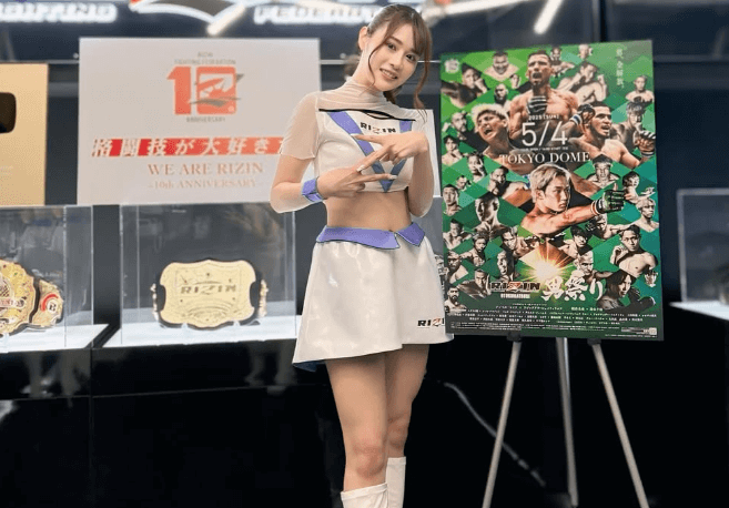 人気ラウンドガール・コウ、RIZIN男祭り前のコスショット＆撮影ムービーを公開！ファンKO「明日は最コウに盛り上げてきてくれ」